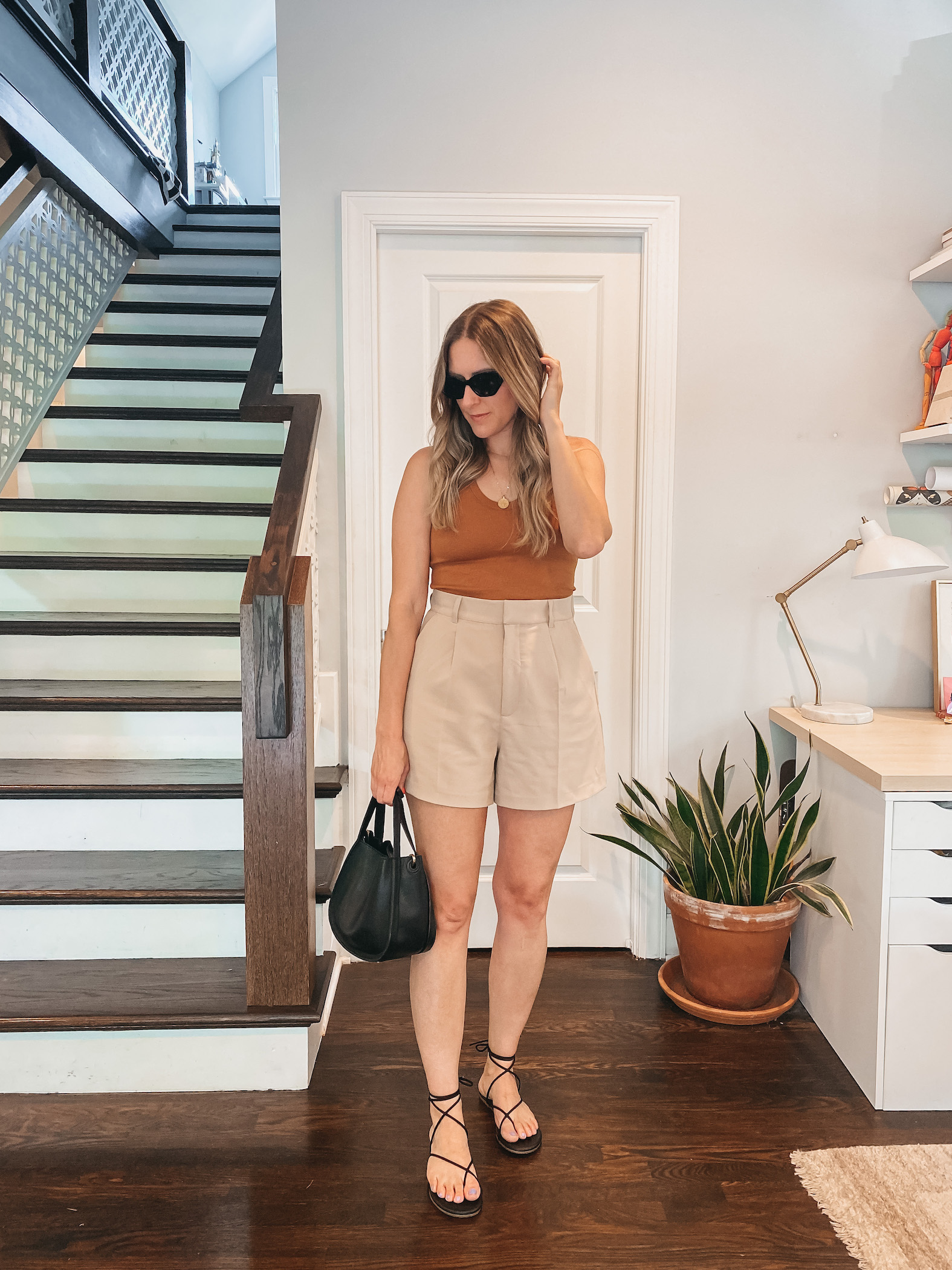 Green Shorts: 5 Outfits - Michelle Tomczak